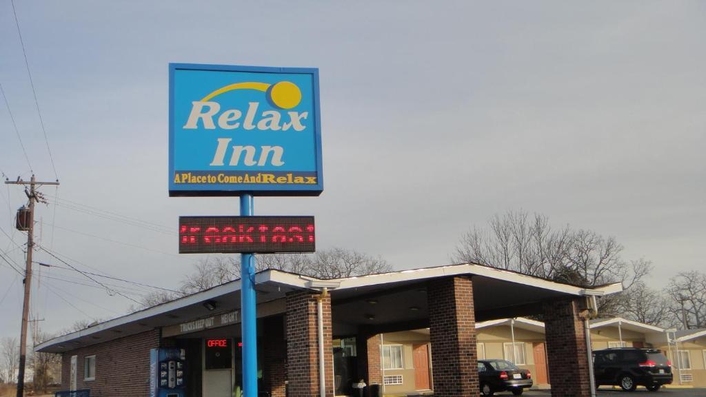 Relax Inn St. Robert Saint Robert Exterior foto